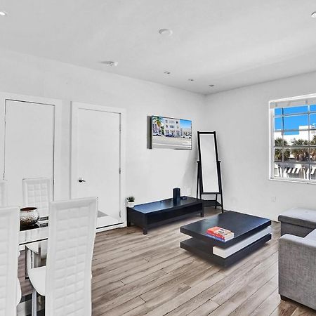 Luxe 2Br1Bath South Beach 1 Min Walk From Ocean Miami Beach Zewnętrze zdjęcie